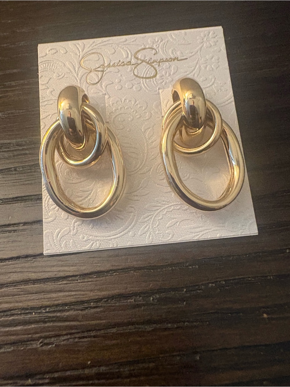 NEW Jessica Simpson Gold Interlocking Hoop Earrings - Picture 3 of 3